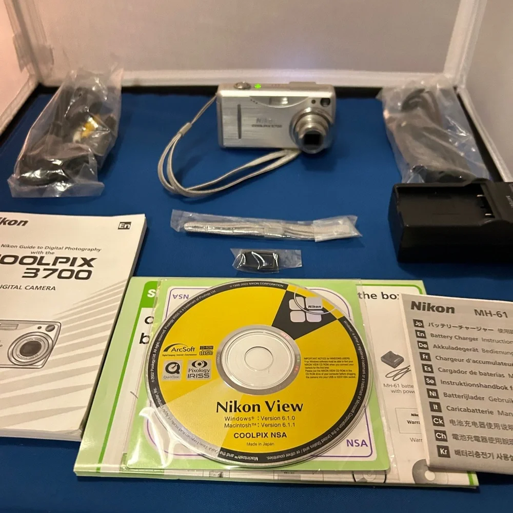 Nikon coolpix 3700